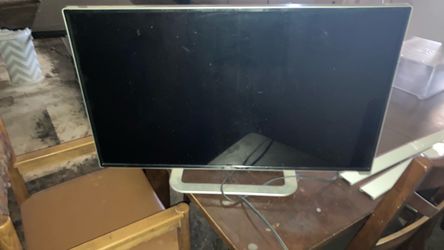 VIZIO 32 inch TV