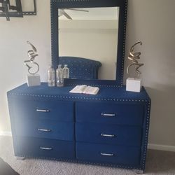 Beautiful Bedroom Set 