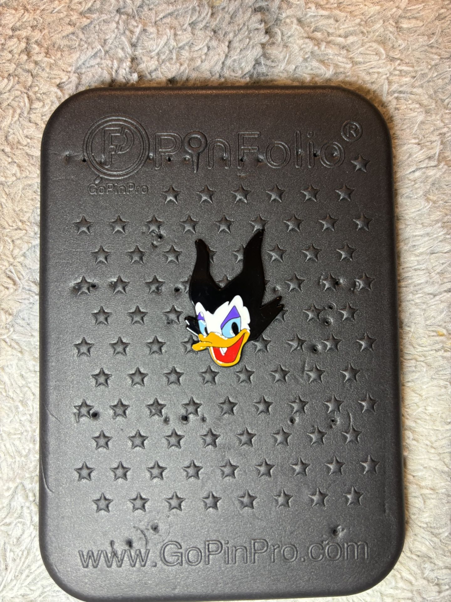 🖤 Daisy Duck Villain Style Disney Pin