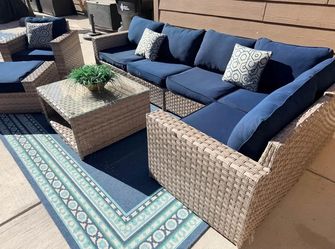 Patio furniture set