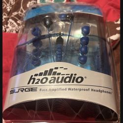 H2O Audio Bass Amplified Waterproof Headphones/H2O Waterproof Armband