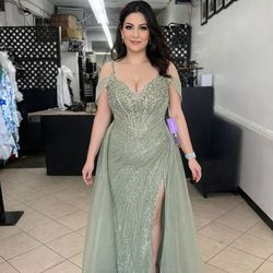 Olive green dress size 14