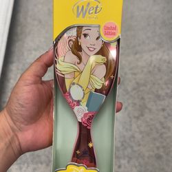 Belle wet brush