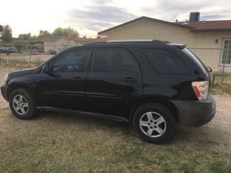 2005 Equinox millas 214 mil millas motor reparado buenas condiciones aire frío título limpio placas asta diciembre. Presión 2500