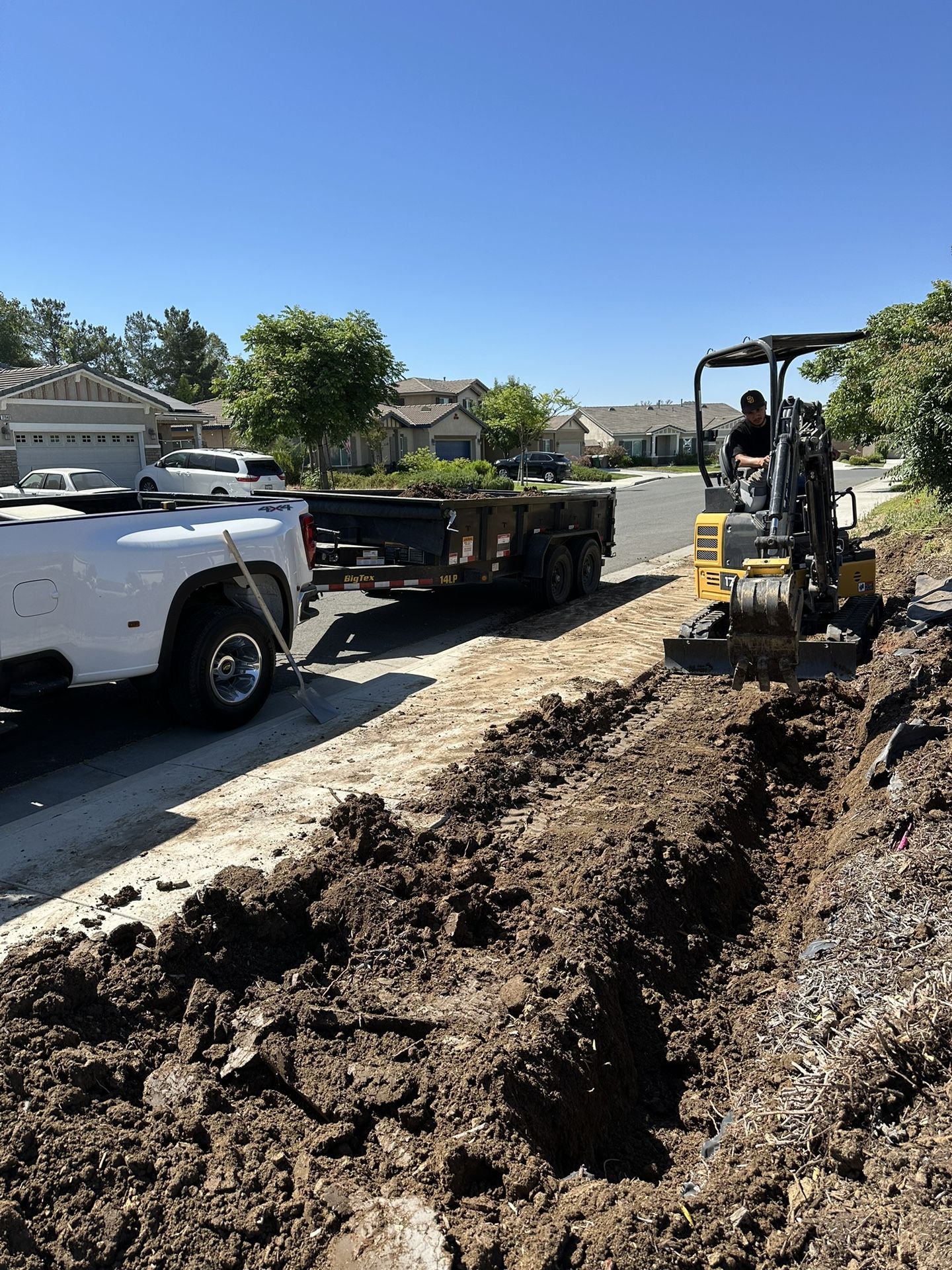 Mini bobcat mini Excavator / bobcat Srvcs