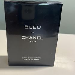 Bleu De Chanel Men's Cologne 5oz big bottle Eau de Parfum Authentic for  Sale in El Paso, TX - OfferUp
