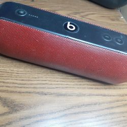 Beats Pill +
