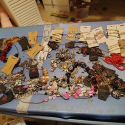 Costume Jewelry Mixed Lot