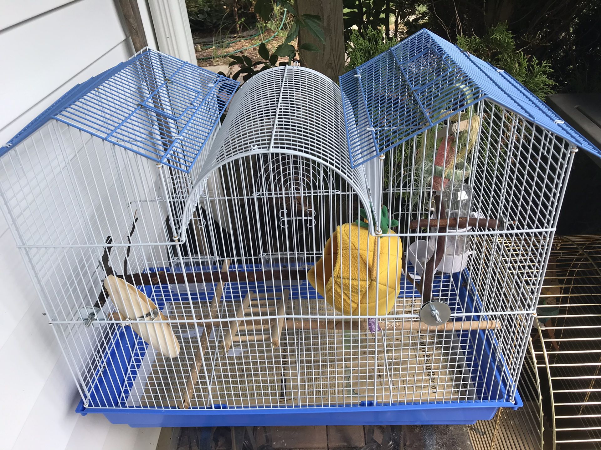 Big bird cage with feeder, nest