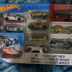2017 Hot Wheels Gift Pack 
