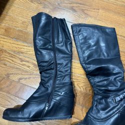 Knee-High Women’s 8.5 Boots 
