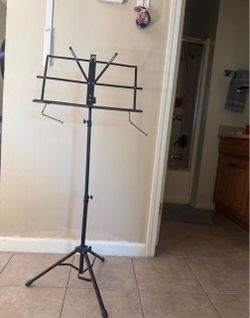 Sheet music stand
