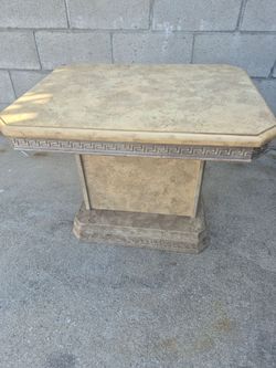 Faux stone side/ end table