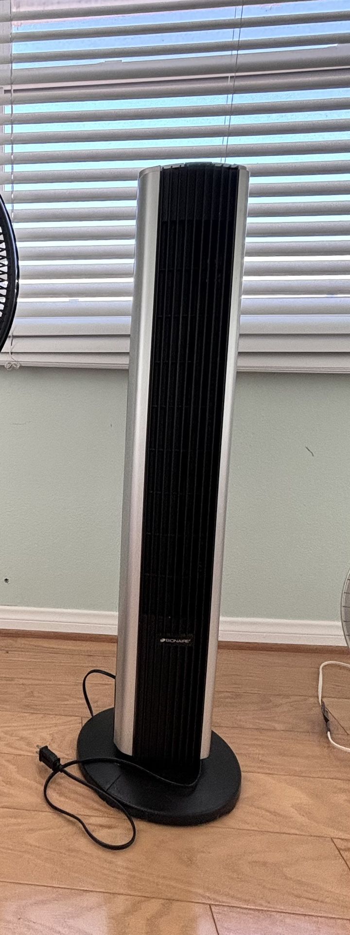 Bionaire Tower Fan with remote