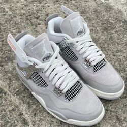 Air Jordan 4
