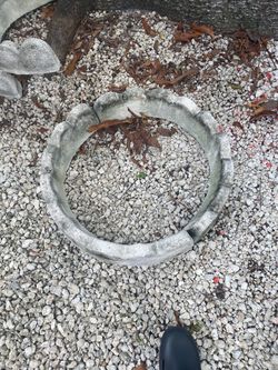 concrete border