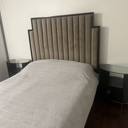 Queen Bedroom Set