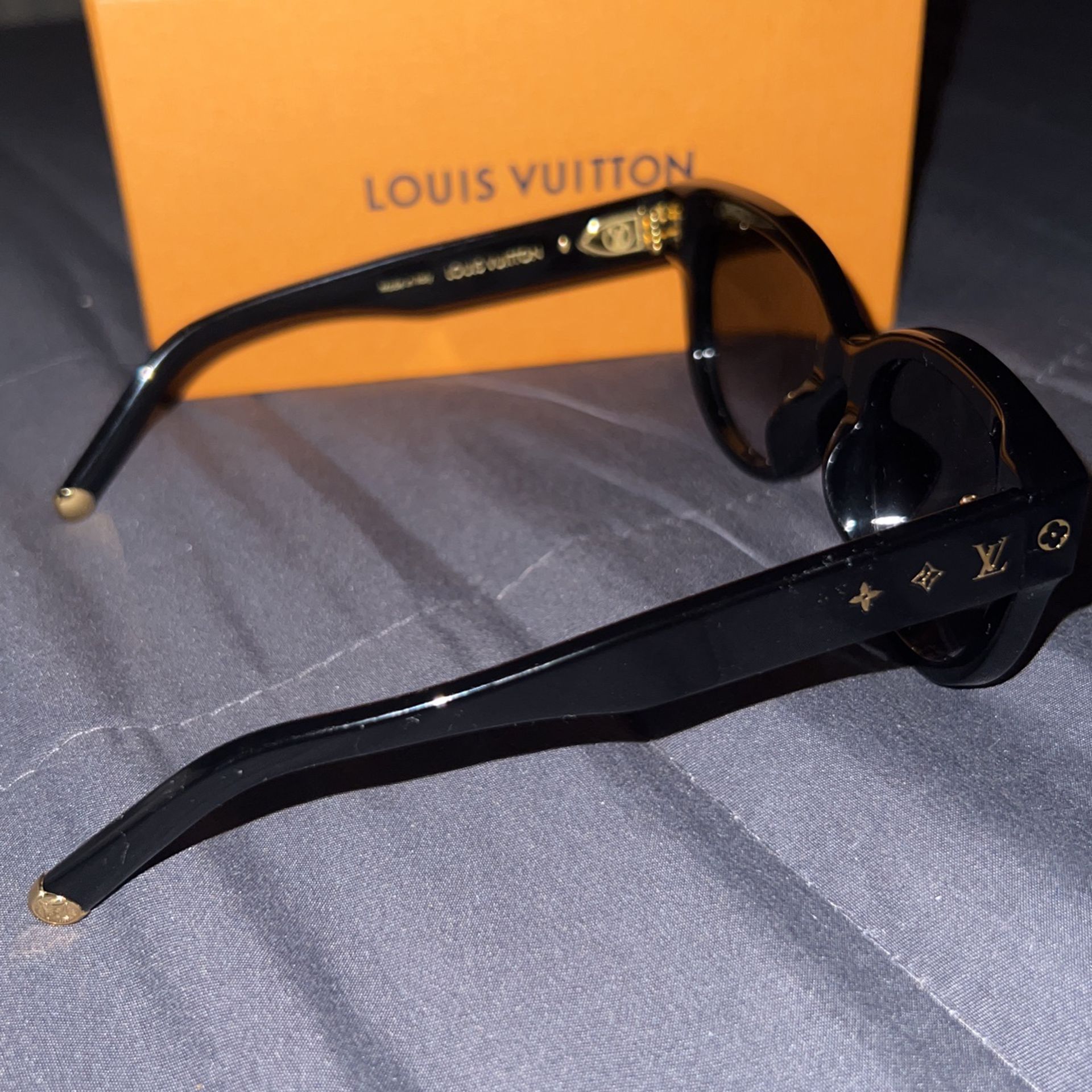 Shop Louis Vuitton My monogram square sunglasses (Z1523W) by 碧aoi