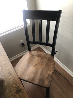  4 Dining Chairs 