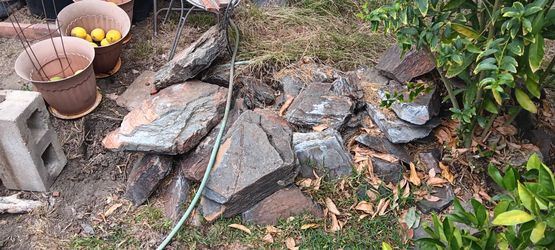 Big pieces of rock slate
