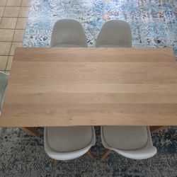 Wooden table and 6 chairs