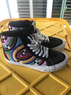 New vans size (8.5 women's)(7 Men's)