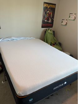 Queen size gel memory foam with metal platform frame