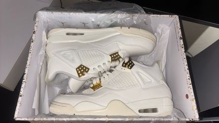 Jordan 4s sail/metallic gold-black