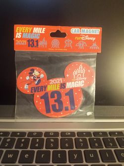 Mickey Disney car magnet 