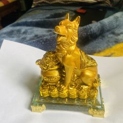 Dog Display Figurine 