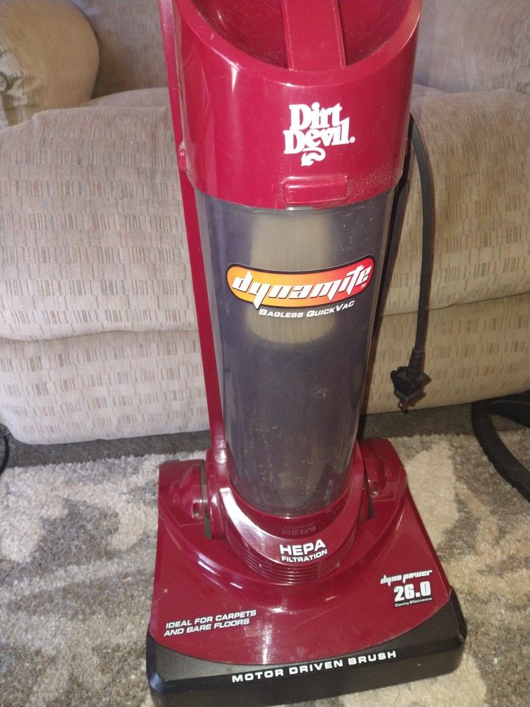Vacuum DIRT DEVYL 26.0 BAG LESS