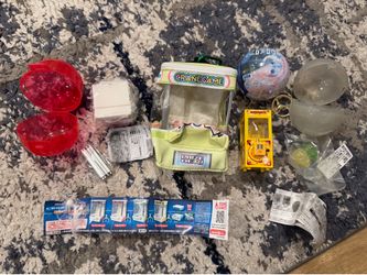 Japanese Gashapon Crane Game Keychain Pouch Bandai Machiboke Collectibles
