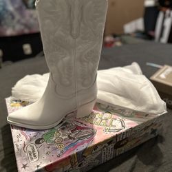 Jeffrey Campbell Dagget Boots Size 8.5