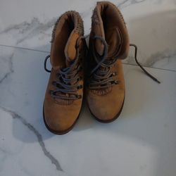 Patrizia Ankle Boots 8.5