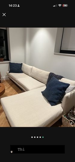 Gorgeous Preloved Sectional!! Great Condition!