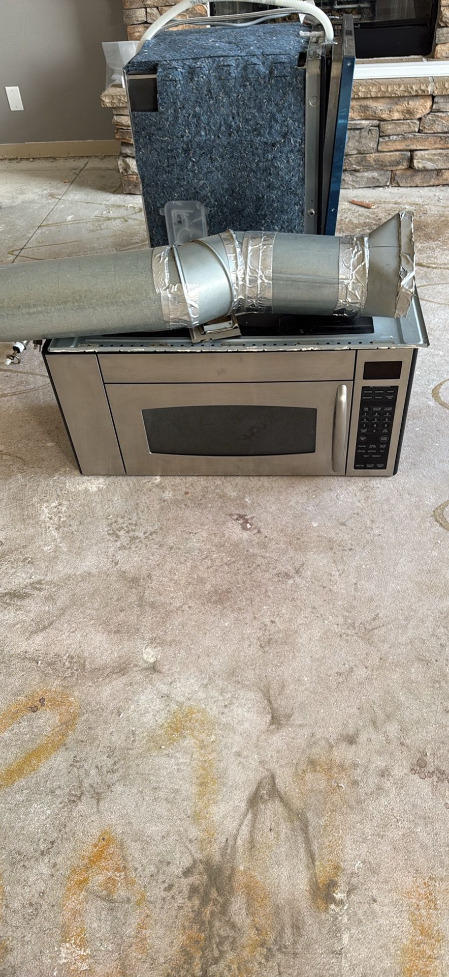 GE microwave oven – parts or repair