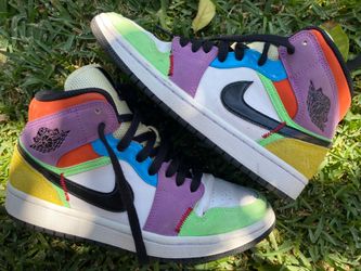 Jordan 1 Mid Sneakers