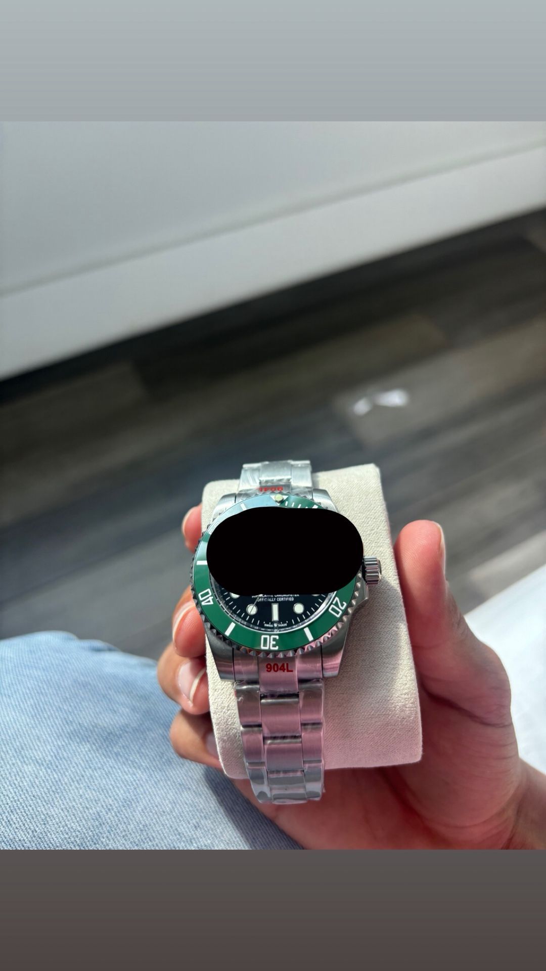 Green RELAX watch