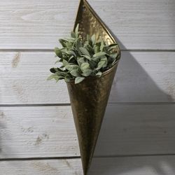 Beautiful  22" Brass Hanging Vase For All The Plant  Moms