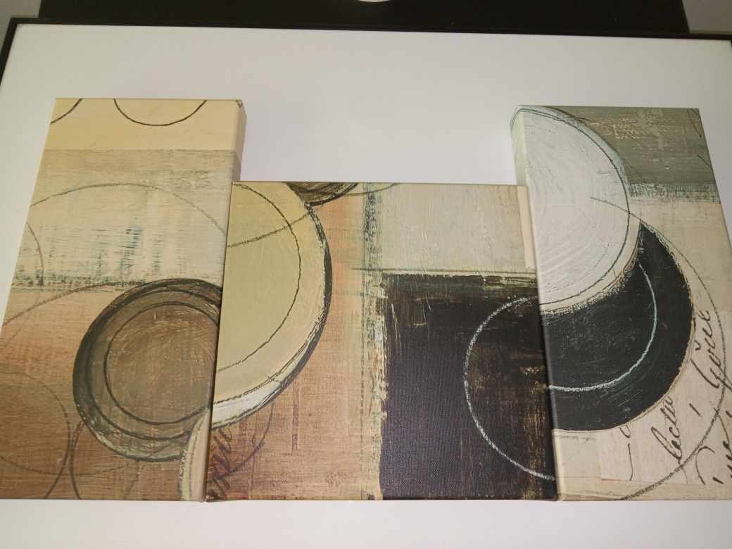 ABSTRACT CIRCLE ON CANVAS ART  (3)