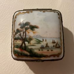 Chelsea House Porcelain Box
