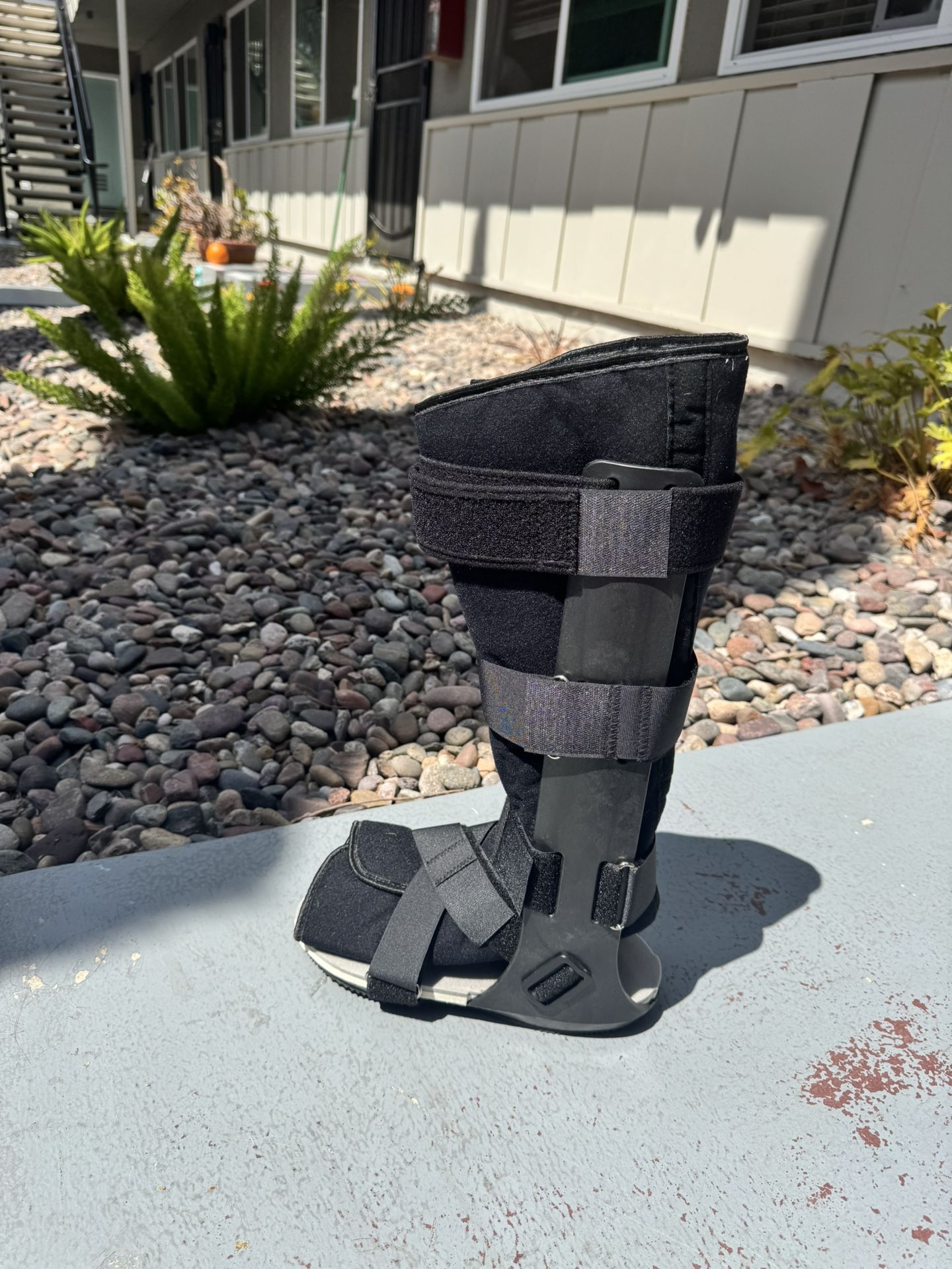 Soft Brace Walking Boot