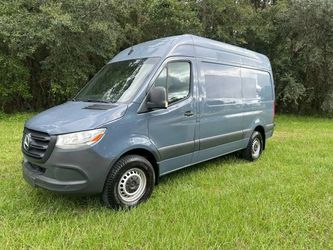 2019 Mercedes-Benz Sprinter 2500 Crew