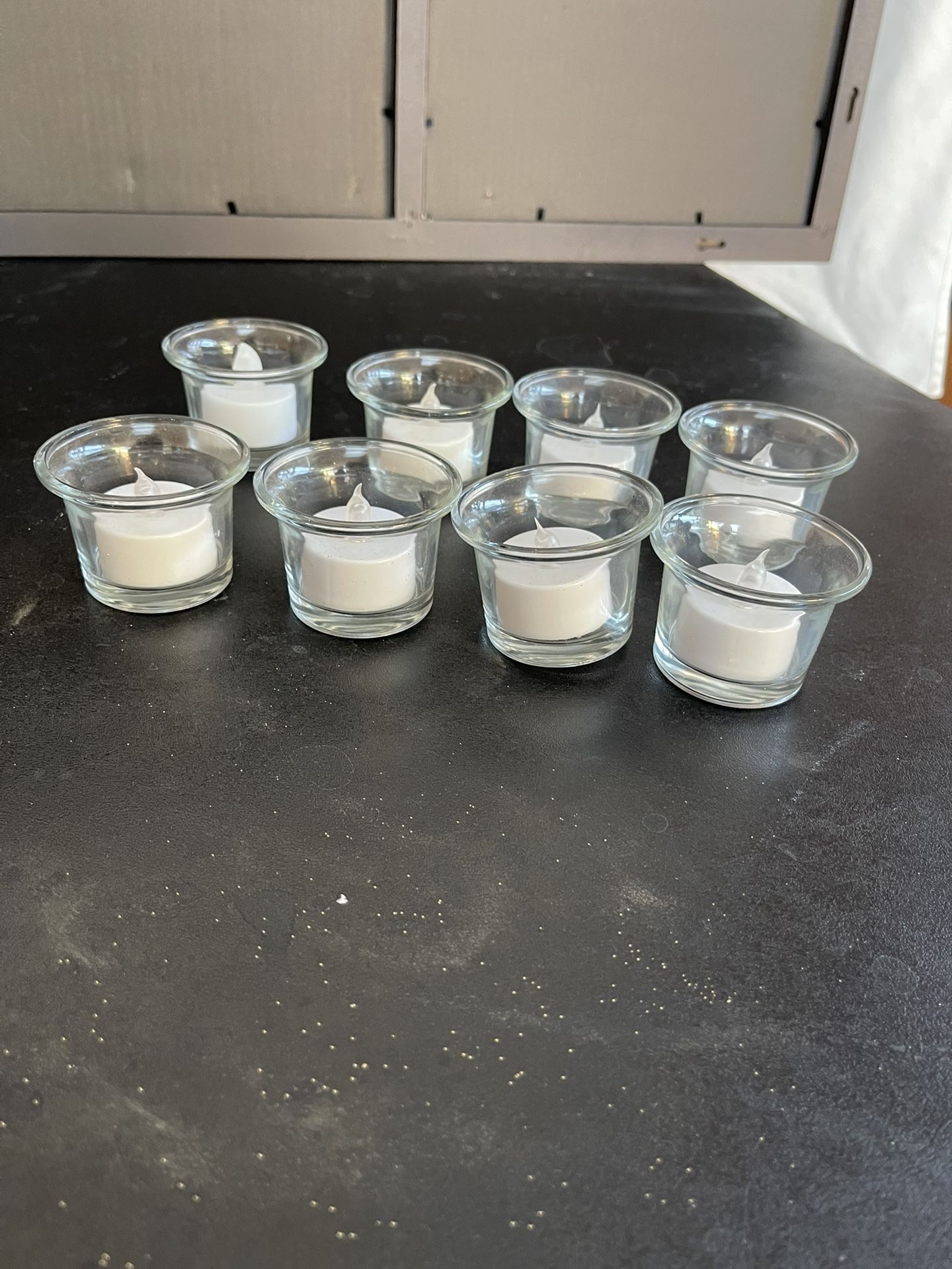 8 Tea Light Candle Holder