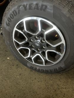 Ford 18in Wheels With Tires