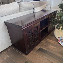 TV Stand 