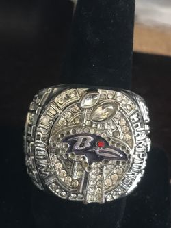 Anillo    Súper  boll  de metal.