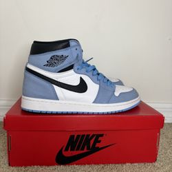 Air Jordan 1 University Blue