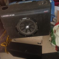 Kicker Comp 10" In Truck Box