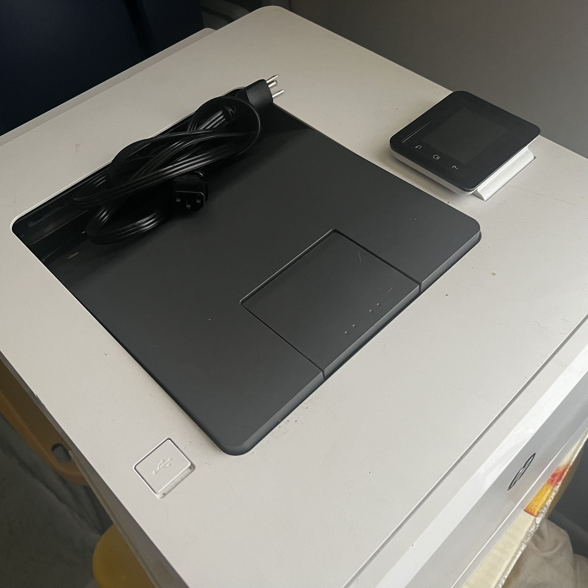 HP Printer M454